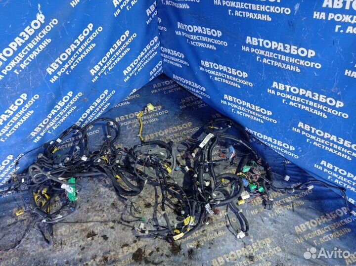 Проводка салона Honda Fit хэтчбек 2012