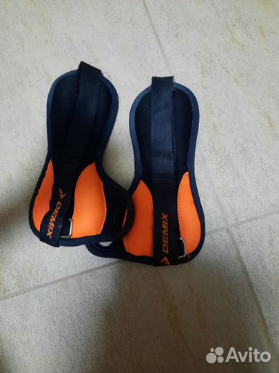 Утяжелители 0,5 кг demix