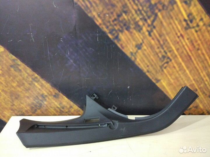 Обшивка багажника задняя левая Bmw 530I E61 N52