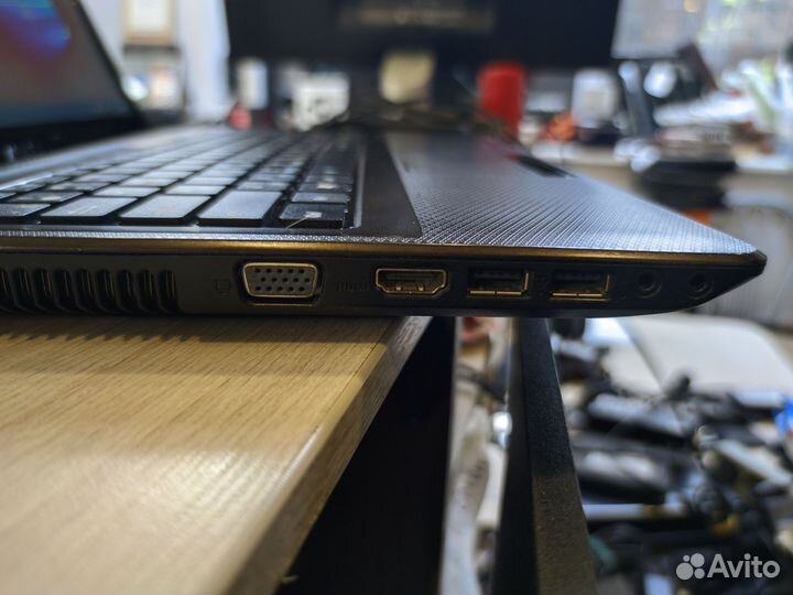 Ноутбук Asus (3 ядра/4 гига/320 жесткий)