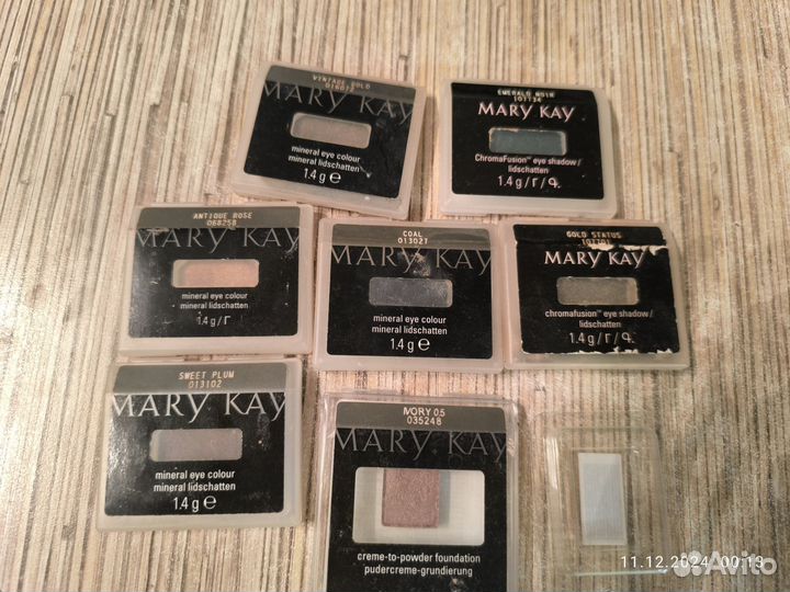 Тени для век mary kay