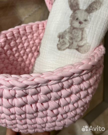 Подвесная корзинка-карман для детской кровати