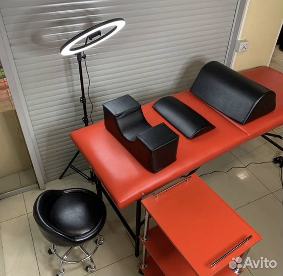 Кушетка для профессионального косметолога