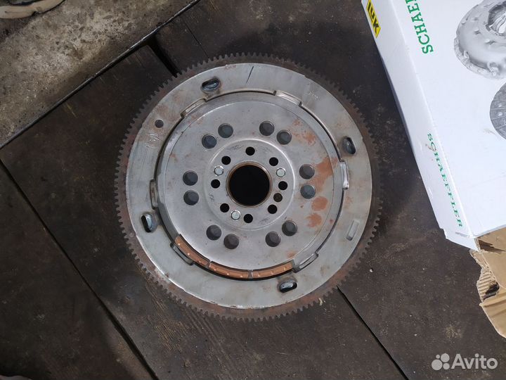 Новый Маховик на mercedes sprinter 2,3d (95-99 гг)