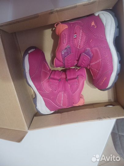 Ботинки зимние Viking для девочки 22 размер