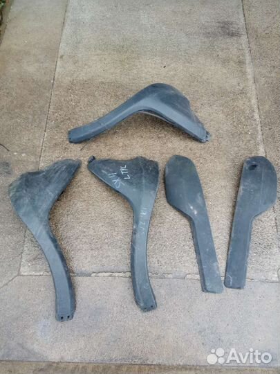 Suzuki SX4 накладка крыла.молдинг бампера