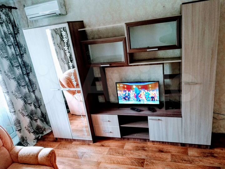 2-к. квартира, 50 м², 4/9 эт.