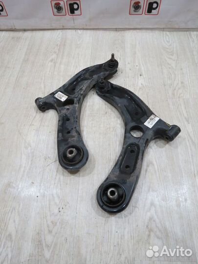 Рычаг передний правый Kia Rio 4