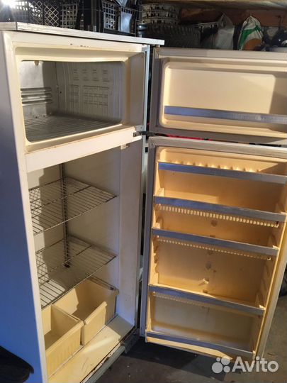 Холодильник бу Ока