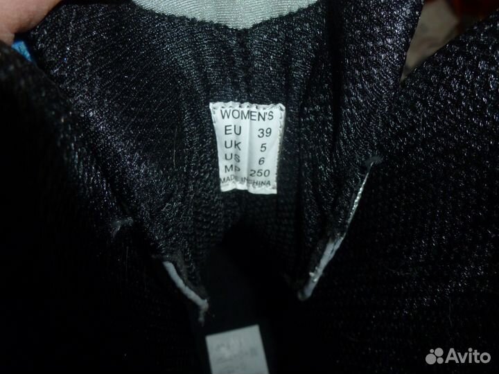 Женские роликовые коньки