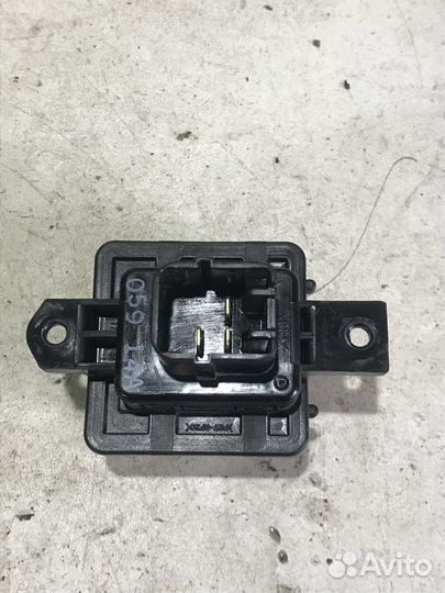 Резистор отопителя Mitsubishi ASX