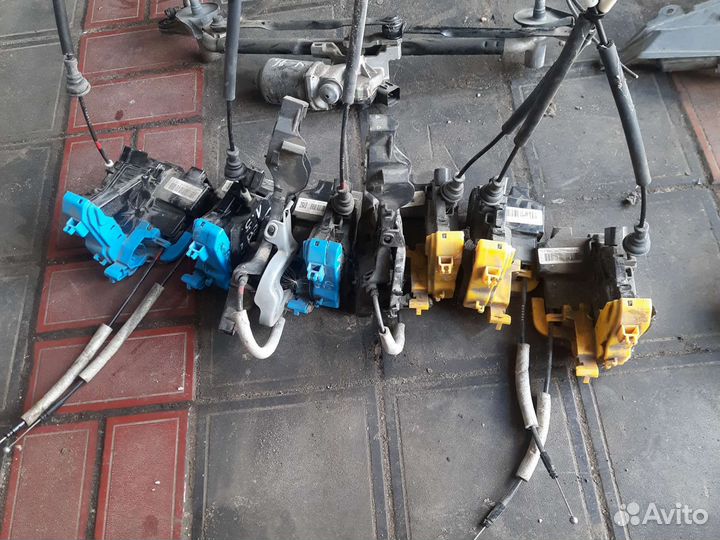 Замок двери Kia Ceed 2 jd