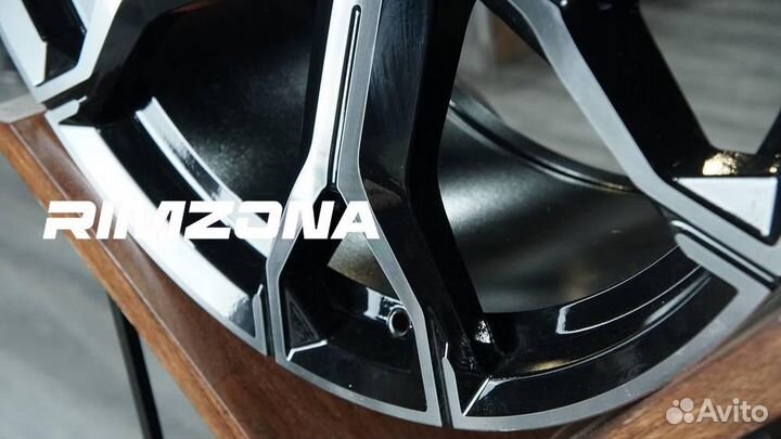 Литые диски 741 Style R20 9.0/10.5J 5x112.0 Matte