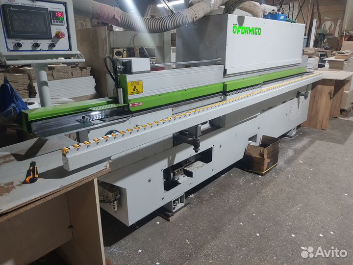 Кромкооблицовочный станок