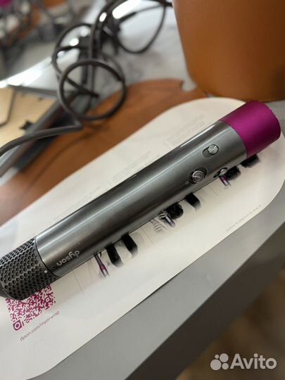 Фен-стайлер dyson