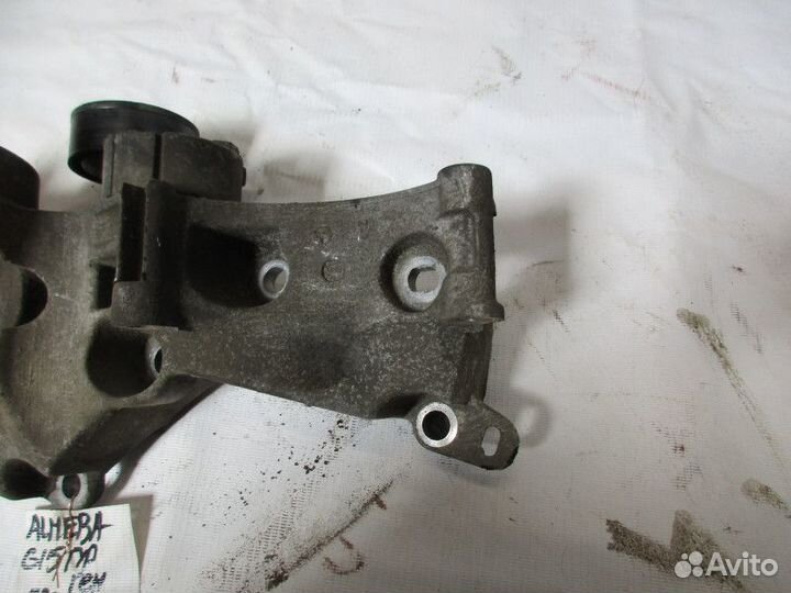 Кронштейн генератора Nissan Almera (G15) 2013-2018