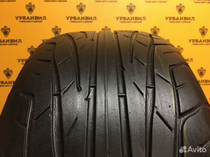 GT Radial Champiro HPX 215/55 R17 94W