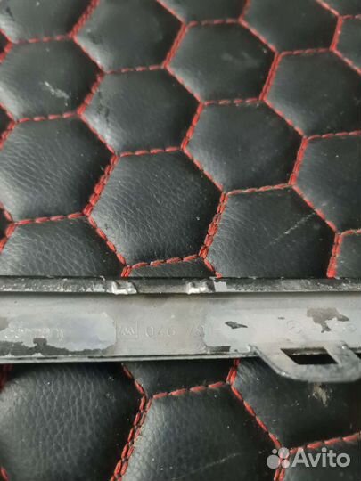 Накладка решётки радиатора Mercedes W205