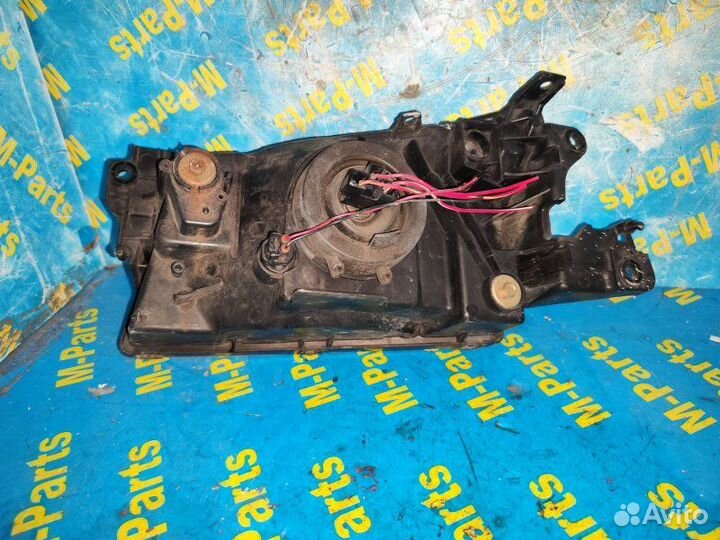 Фара правая Mazda Demio DW3W 2001