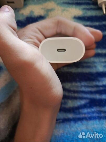 Зарядное устройство для телефона iPhone