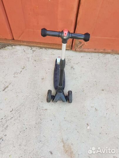 Самокат детский трехколесный