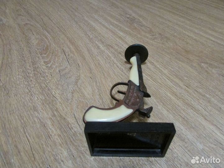 Продаю подсвечник