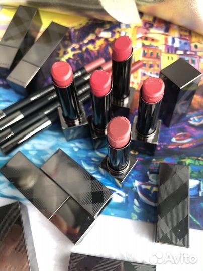 Бальзам Burberry 245; 249; 253,карандаш для губ