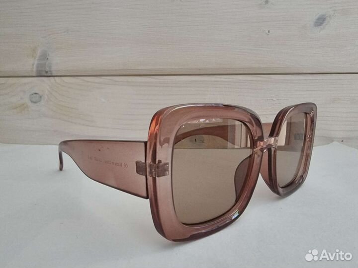 Солнцезащитные очки женские