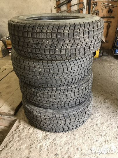 Michelin 4x4 Alpin 215/70 R16 100