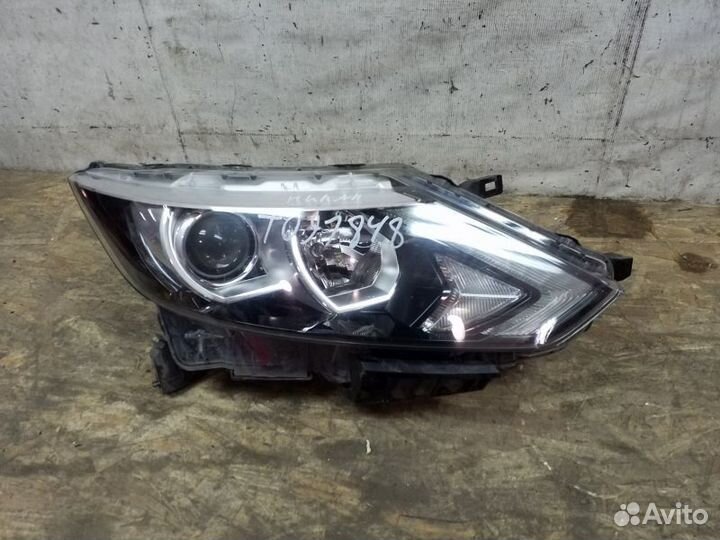 Фара Nissan Qashqai