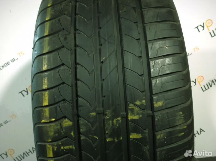 Goodyear EfficientGrip 275/40 R19 94Y