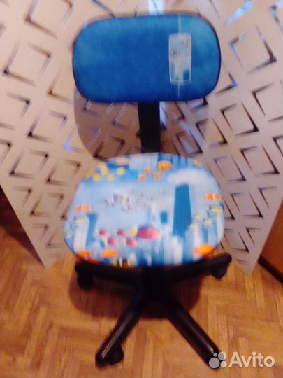 Компьютерное кресло