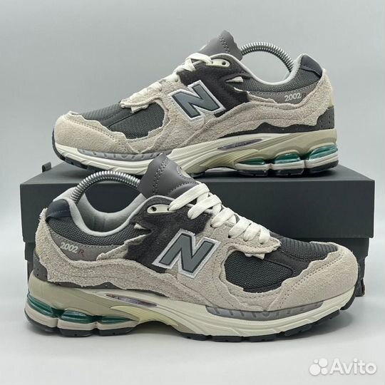 Комфортные New Balance 2002R White кроссовки