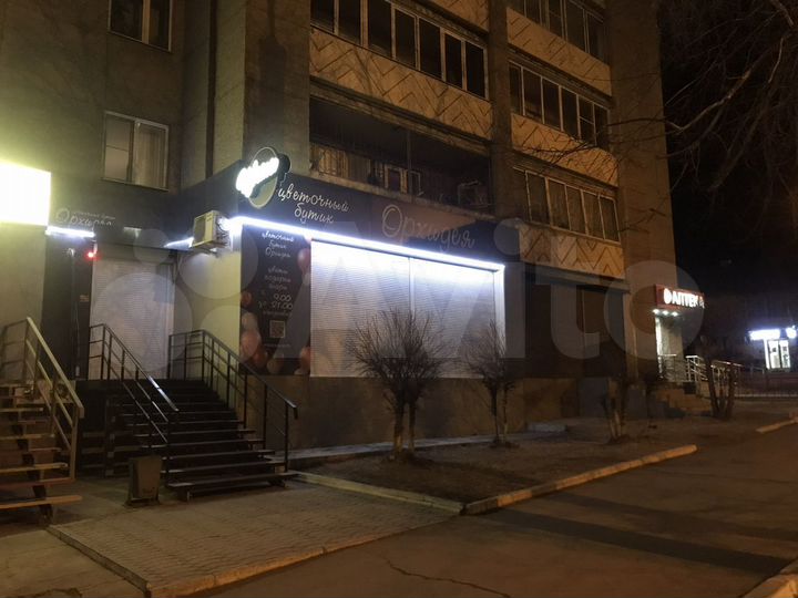 Торговая площадь, 56 м²