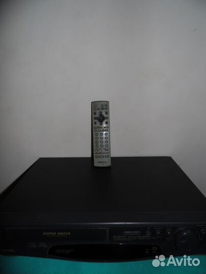 Видеомагнитофон Panasonic NV-SD450EU