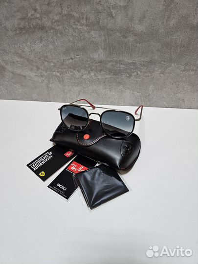 Солнцезащитные очки ray ban