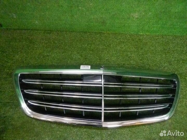 Б/У Б/У Решетка радиатора Mercedes S W222