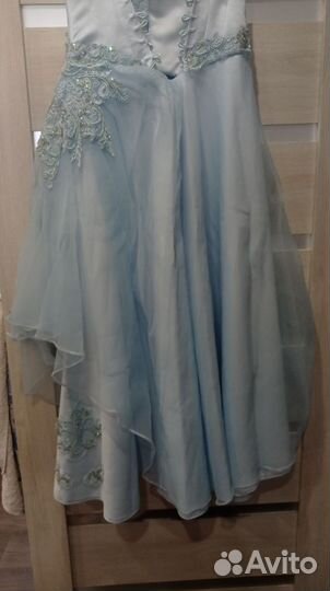 Вечернее платье