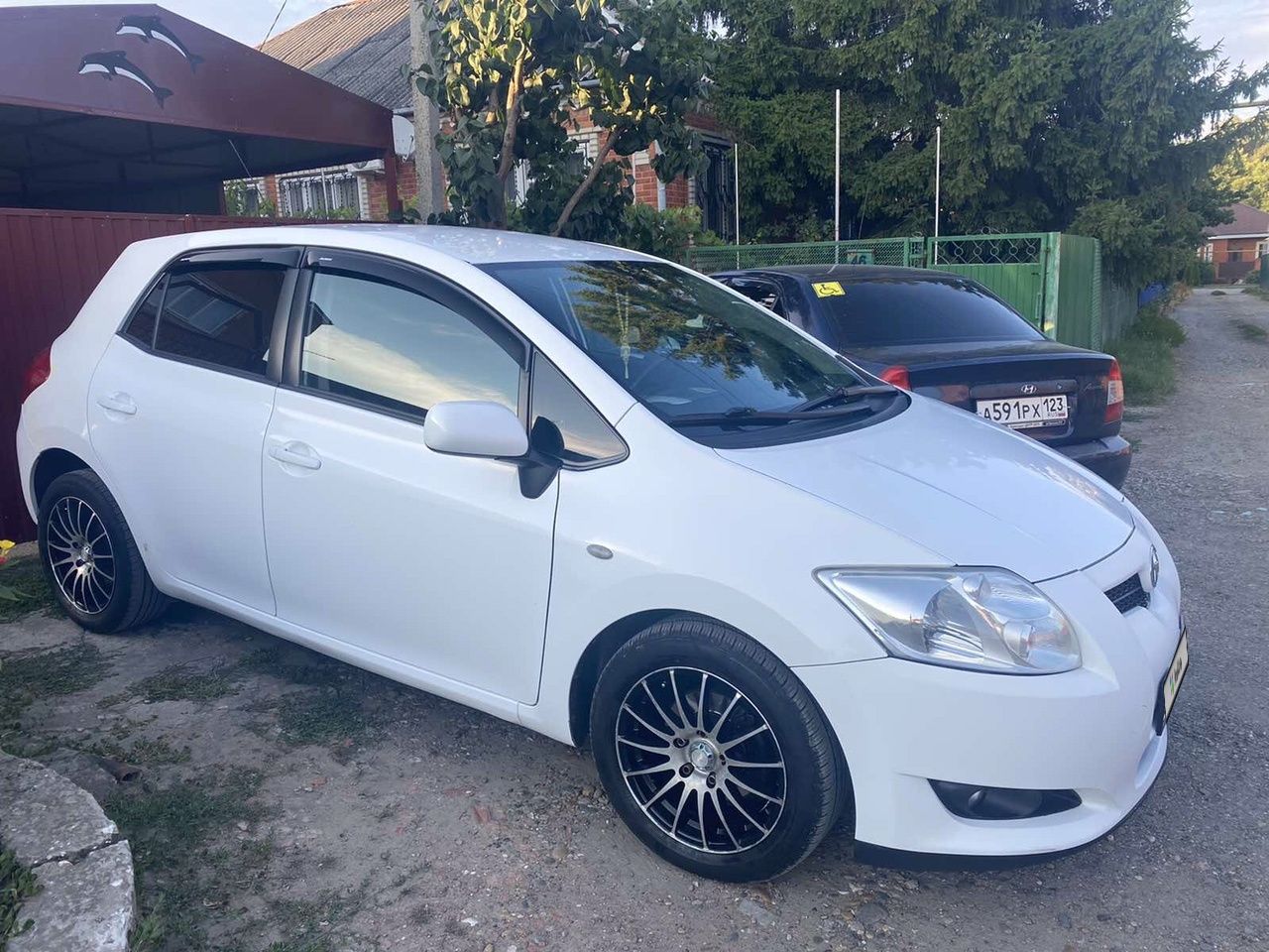 Toyota Auris: фото владельца