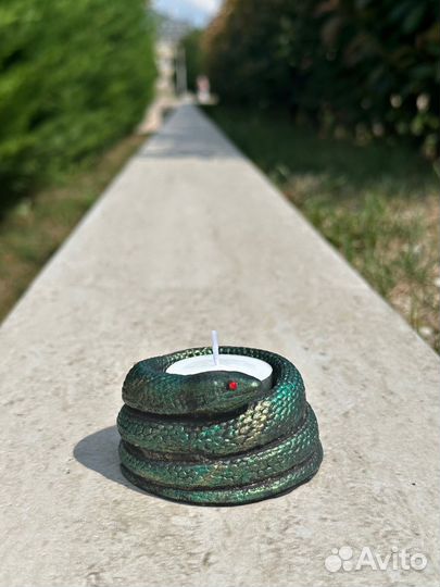 Подсвечник Змея символ 2025 года ручная работа