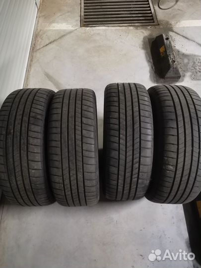 Bridgestone Turanza T005 215/55 R17 94V