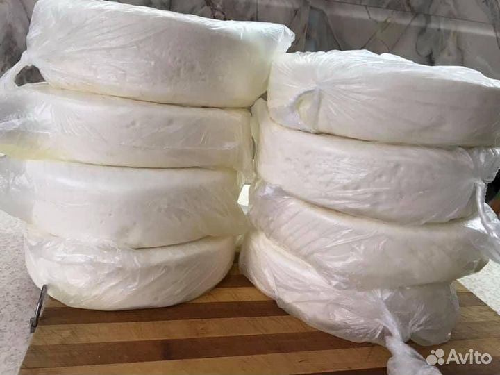 Сыр натуральный имеретинский, сулугуни, творог