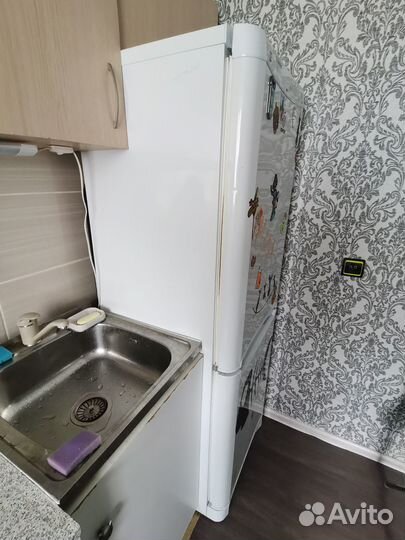 Холодильник бу Indesit Индезит