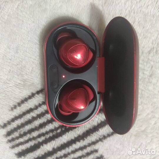 Беспроводные наушники samsung buds plus