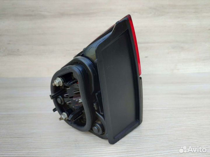 Фонарь задний левый внутренний Peugeot 406 wagon