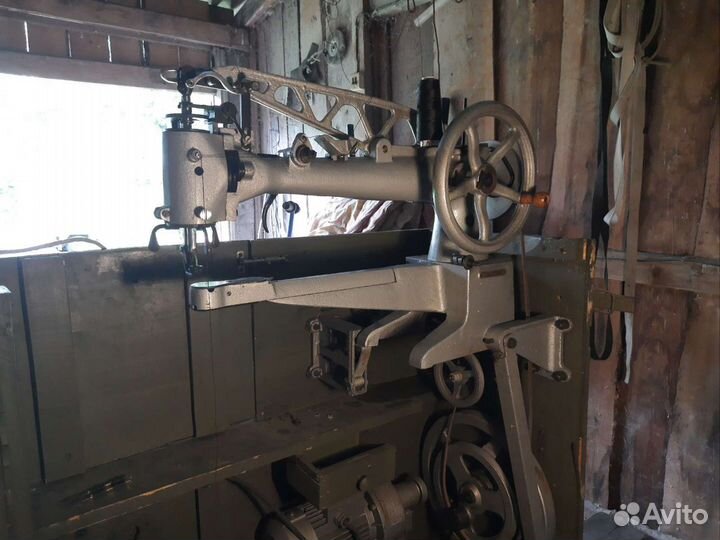 Швейная машина 378класса