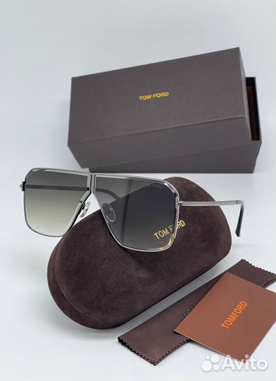 Солнцезащитные очки Tom Ford