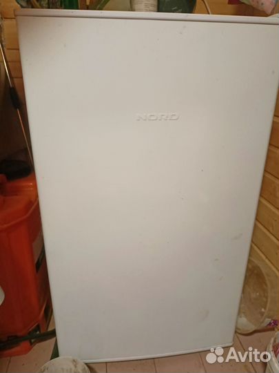 Холодильник бу маленький