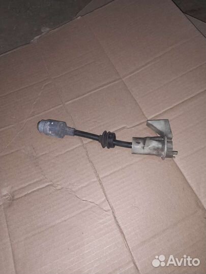 Форд Фокус 2 личинка,механизм открывания капота бу