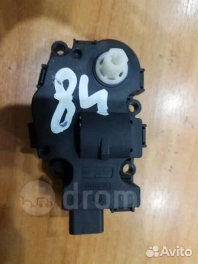 Моторчик заслонки печки Audi A4 (B8) 2007-2015